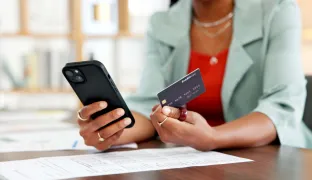 Co-Branded Credit Cards Smoke, Private Labels Choke